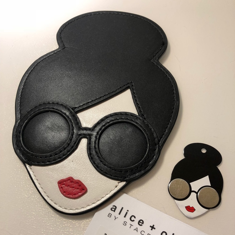 Alice +Olivia brand new card holder